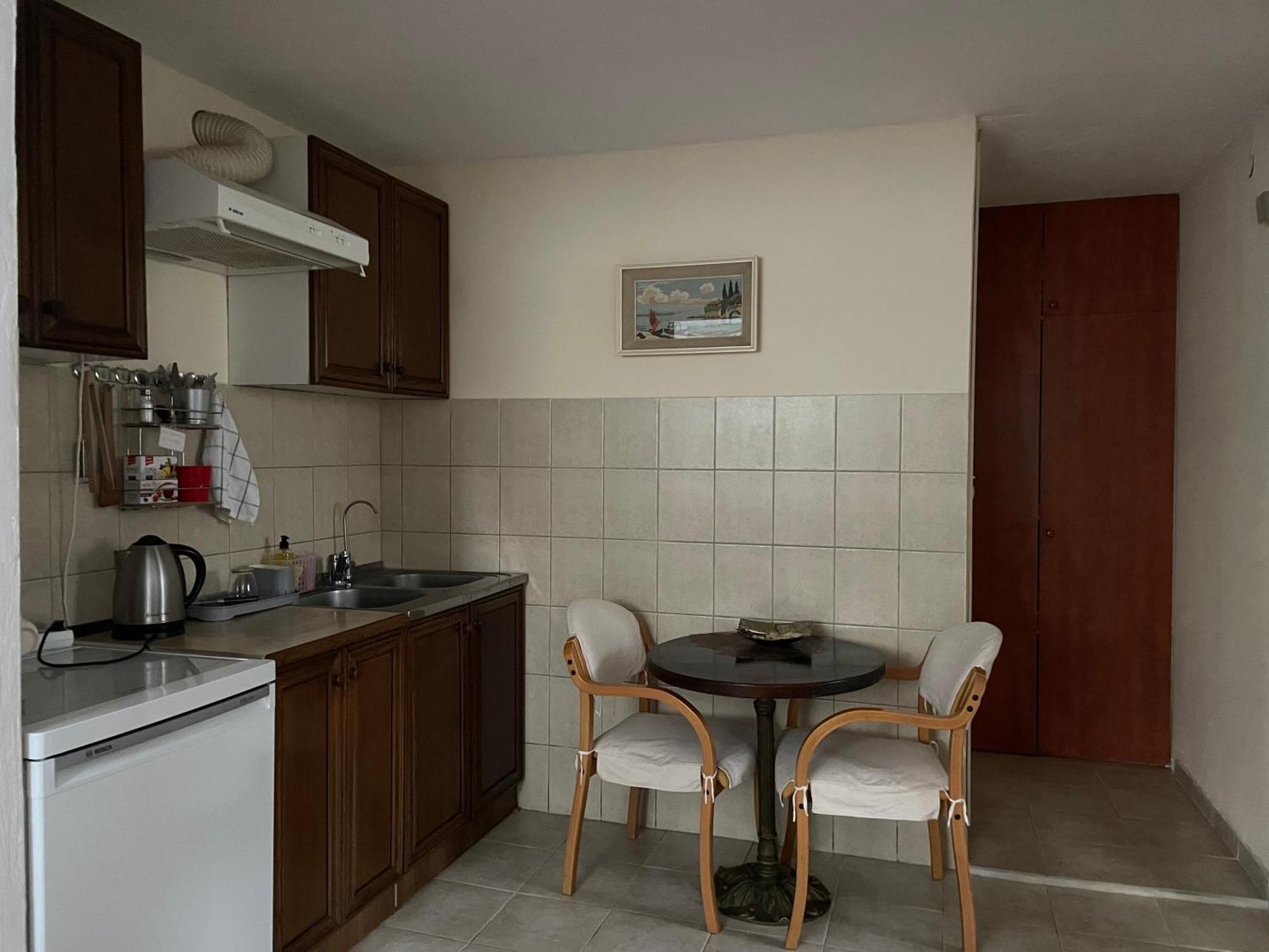 Appartement 5Min Airport à Surčin Extérieur photo